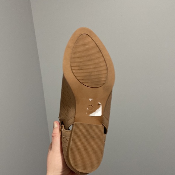 Tan booties pointed toes thick sticking and breathable weaving 10w C est. 1946 - Picture 14 of 14